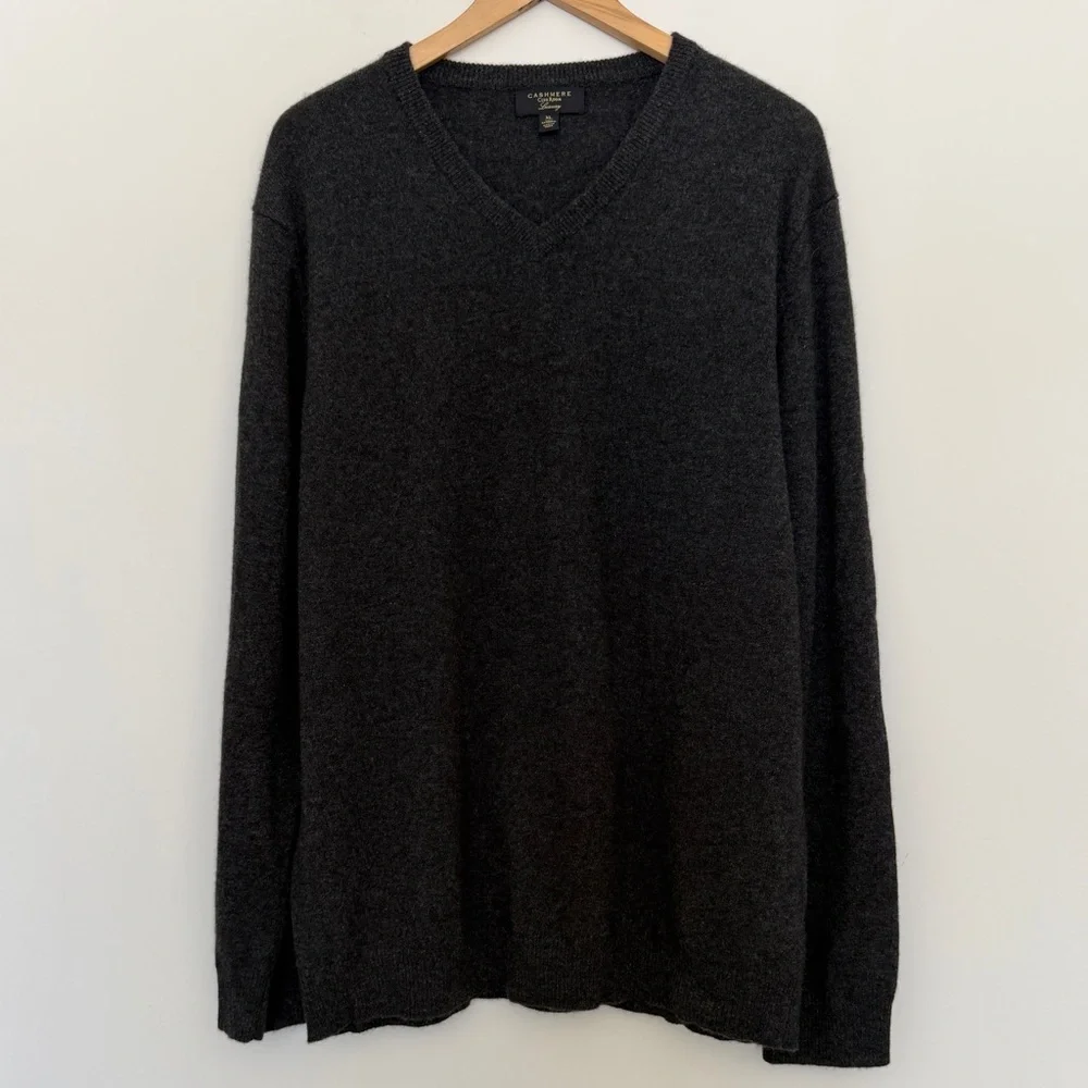 Club Room Cahmere V-Neck Sweater